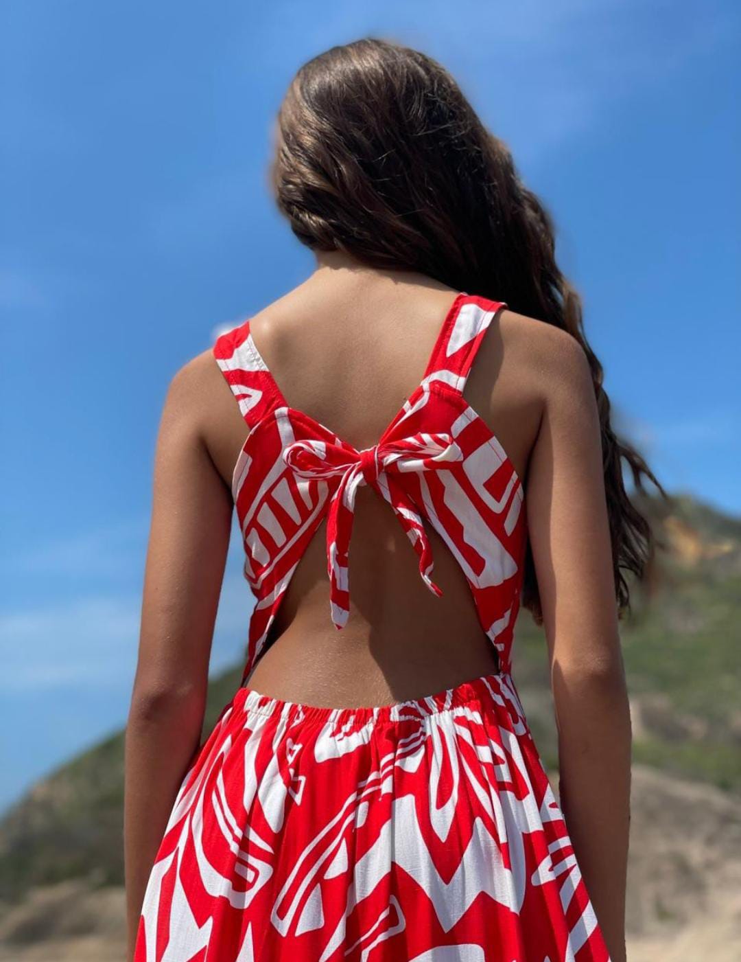 Vestido "Island Escape" con Espalda Ajustable - Image 2